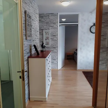 Laegenhet Sandasvaegen Mariehamn