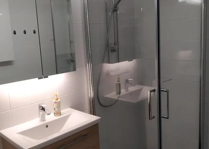 Laegenhet Sandasvaegen Apartment